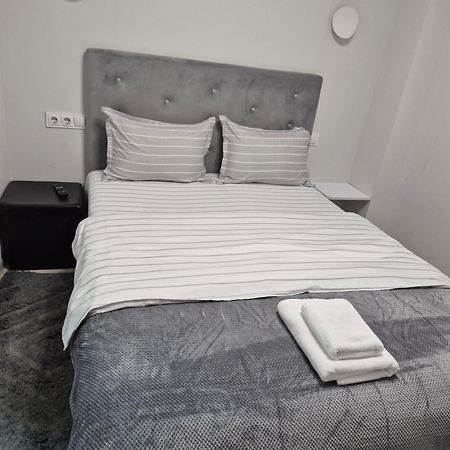 Budget Private Room Chisinau Luaran gambar